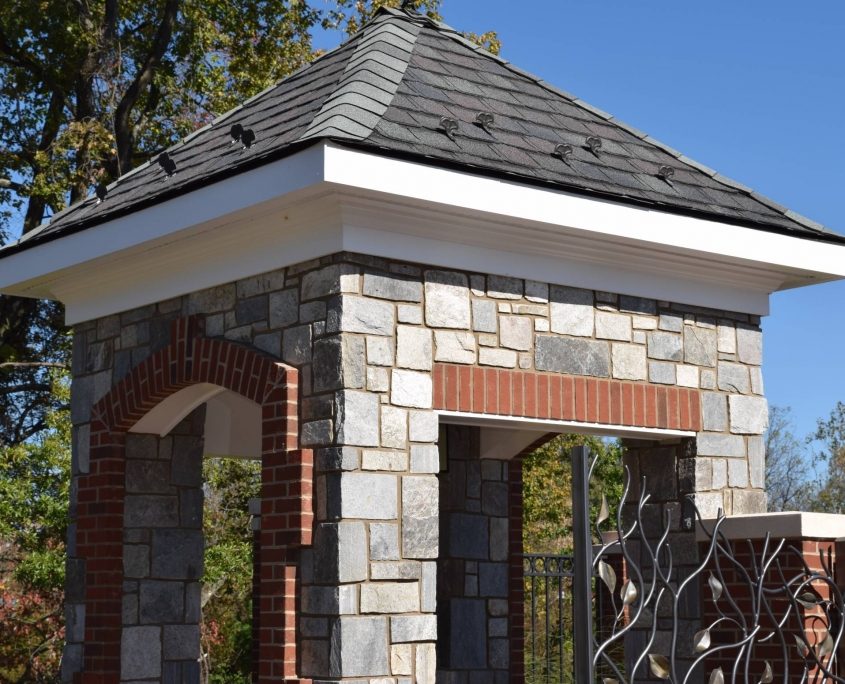 Squared & Rectangle Stone Veneer outdoor stone wall